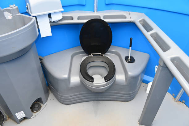 Portable Toilet Options We Offer in Fairfield, IA